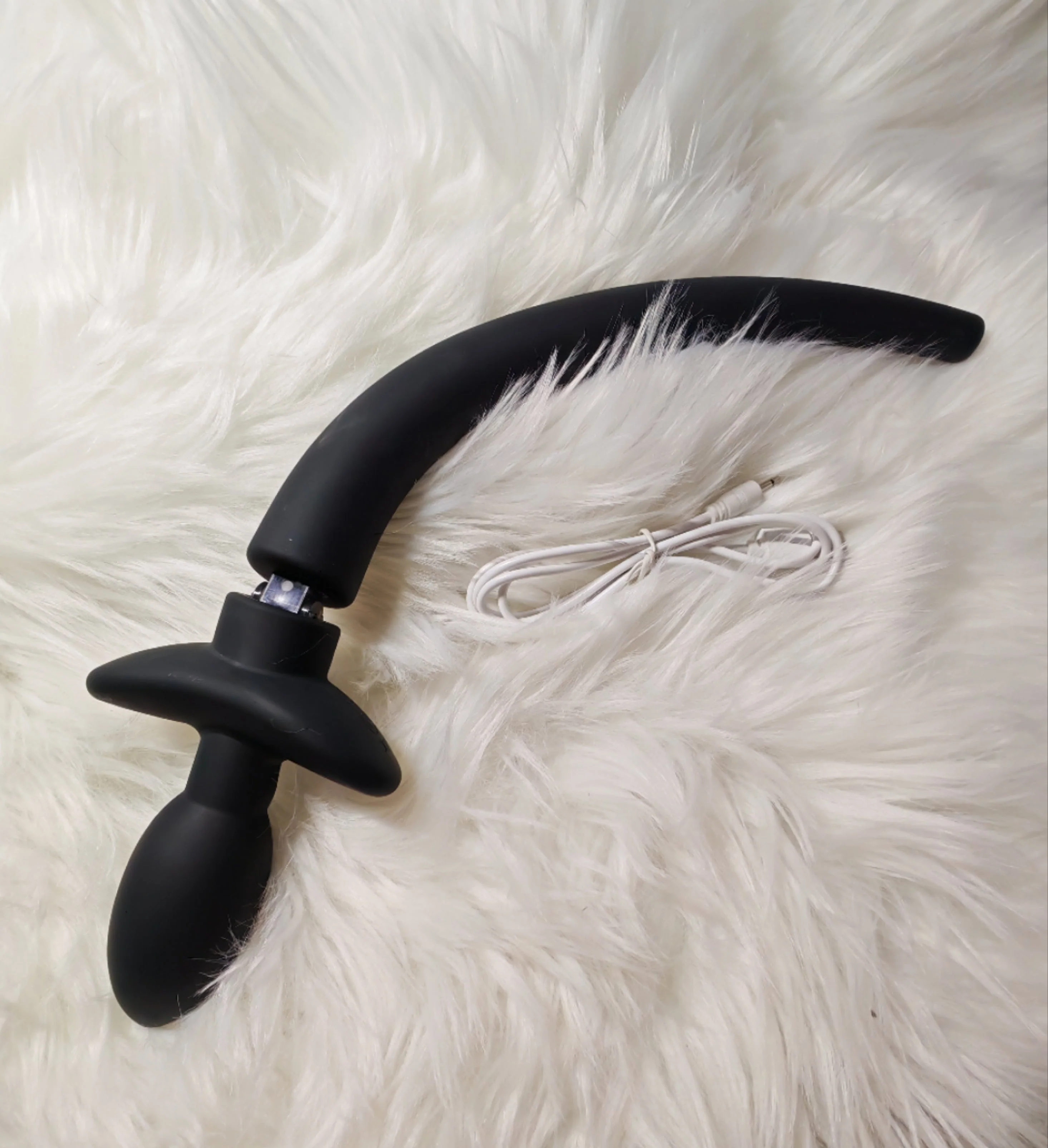 Shake Tail Shock Butt Plug Remotely - Image 17