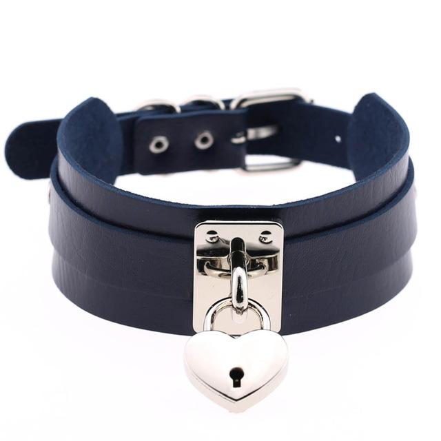 Sissy Heart Choker - Image 2