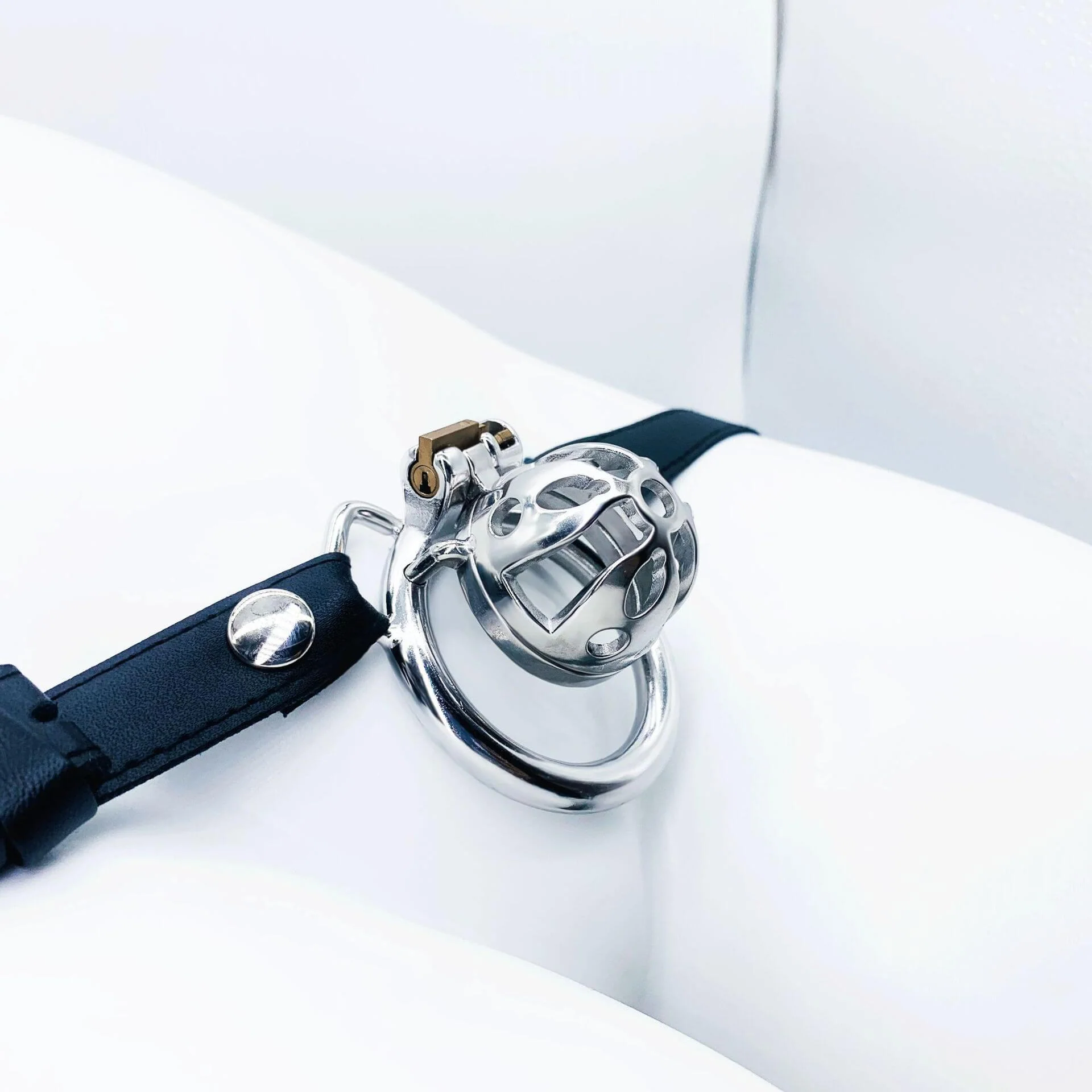 Small Chastity Cage Steel With Belt - Image 5